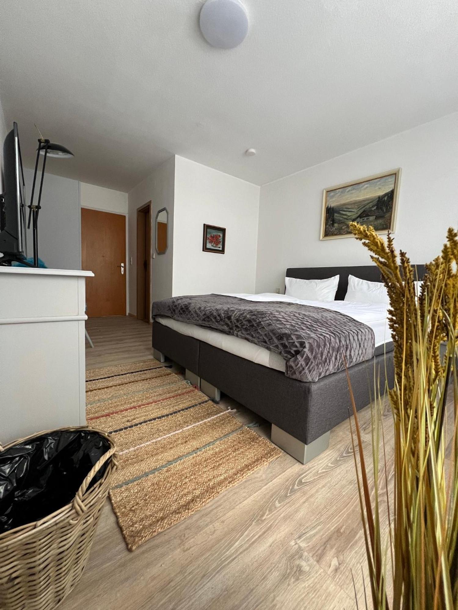 Haus Zum Guten Hirten Steinsfeld 外观 照片